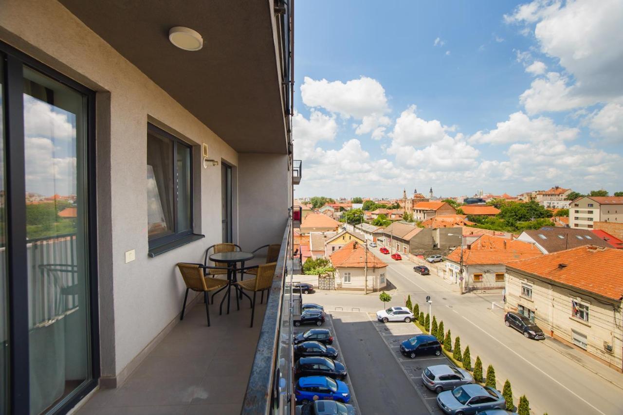 Central City Views Apartment Oradea Buitenkant foto